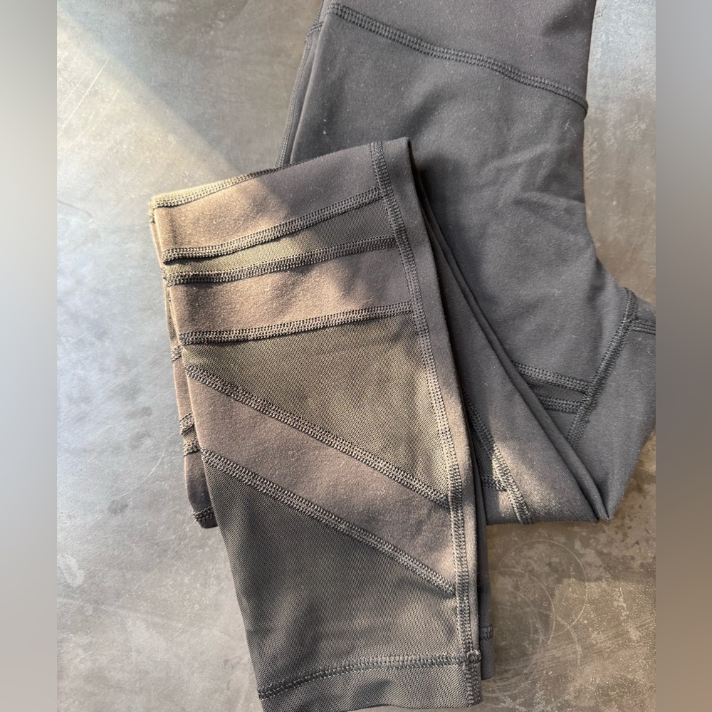 Lululemon mess leggings size 4 black